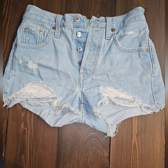 Levi's Pants - Levis 501 shorts